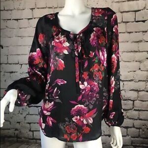 Kirna Zabete Target- tie V-neck floral long sleeve, tunic blouse